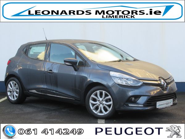 Renault Clio Hatchback, Petrol, 2019, Grey