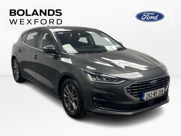 Ford Focus Hatchback, Diesel, 2024, Grey