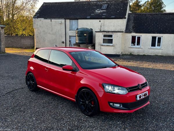 Volkswagen Polo Hatchback, Petrol, 2014, Red