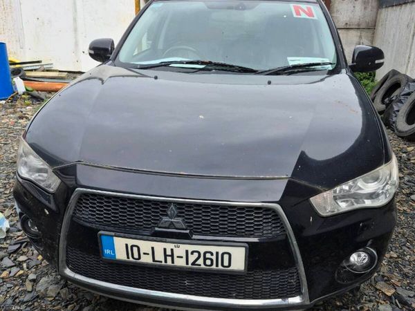 Mitsubishi Outlander SUV, Diesel, 2010, Black