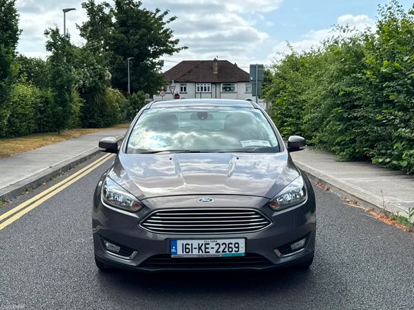 Ford Focus Hatchback, Petrol, 2016, Brown
