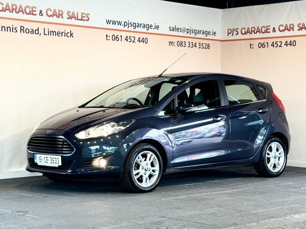 Ford Fiesta Hatchback, Petrol, 2015, Grey