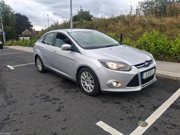 Ford Focus Saloon, Diesel, 2012, Silver