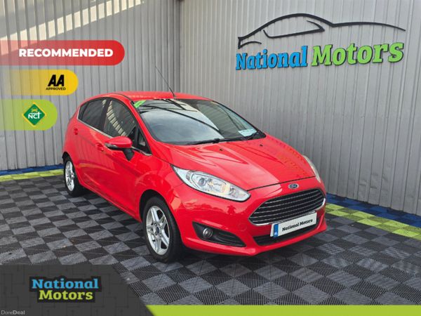 Ford Fiesta Hatchback, Petrol, 2013, Red