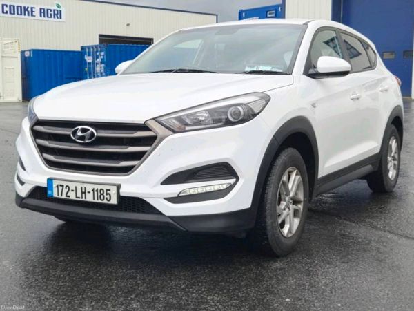 Hyundai Tucson SUV, Diesel, 2017, White