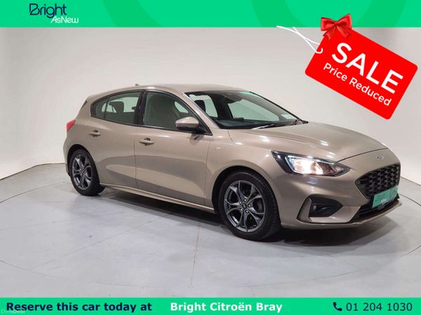 Ford Focus Hatchback, Petrol, 2020, Grey