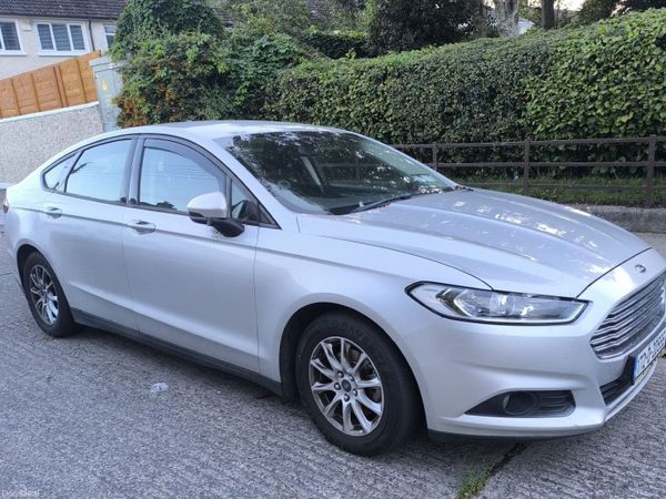 Ford Mondeo Hatchback, Diesel, 2017, Grey