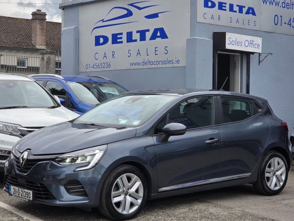 Renault Clio Hatchback, Petrol, 2021, Grey
