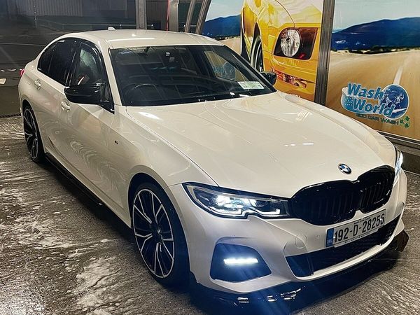 BMW 3-Series Saloon, Petrol Plug-in Hybrid, 2019, White