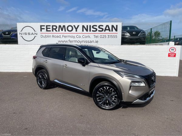 Nissan X-Trail Hatchback, Petrol Hybrid, 2026, Gold