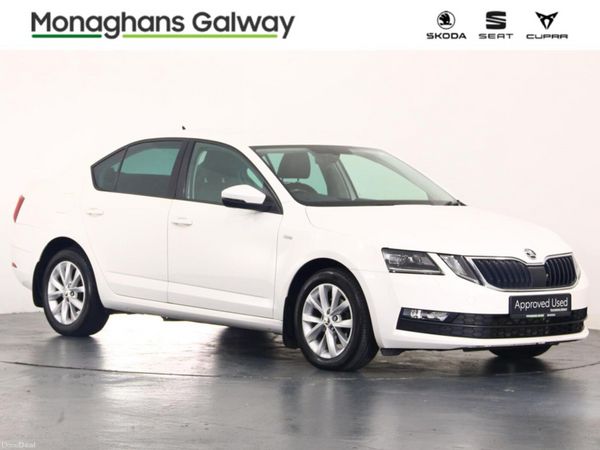 Skoda Octavia Hatchback, Diesel, 2019, White