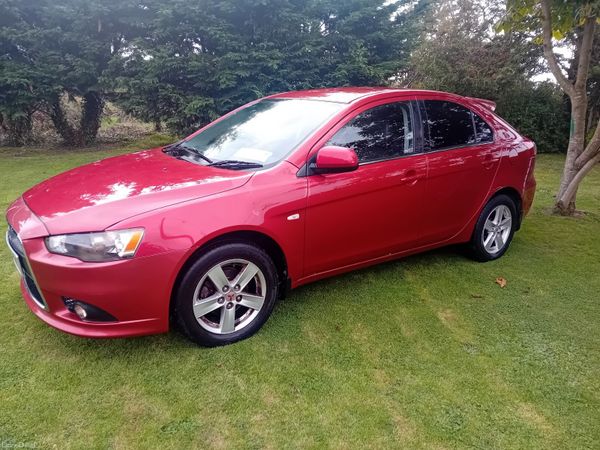 Mitsubishi Lancer Hatchback, Petrol, 2010, Red