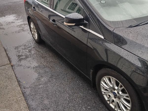 Ford Focus Saloon, Diesel, 2012, Black