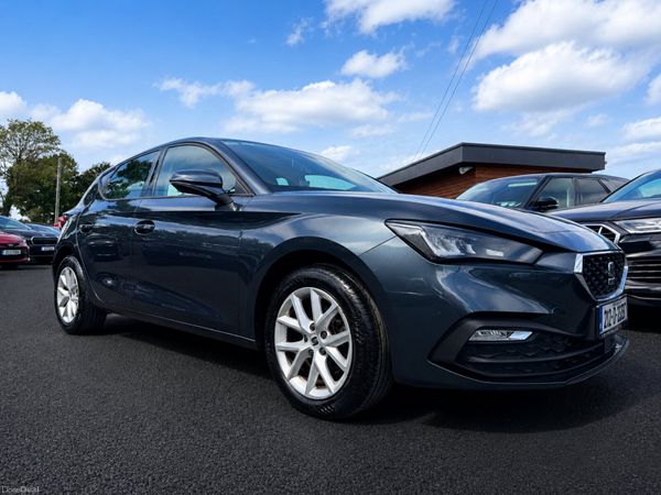 SEAT Leon Estate, Diesel, 2021, Grey