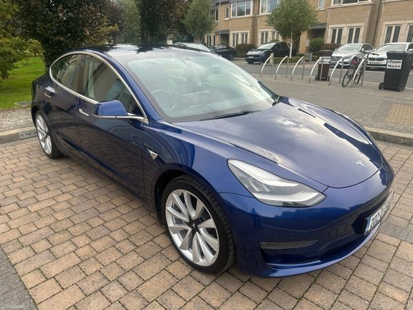Tesla Model 3 Saloon, Electric, 2020, Blue