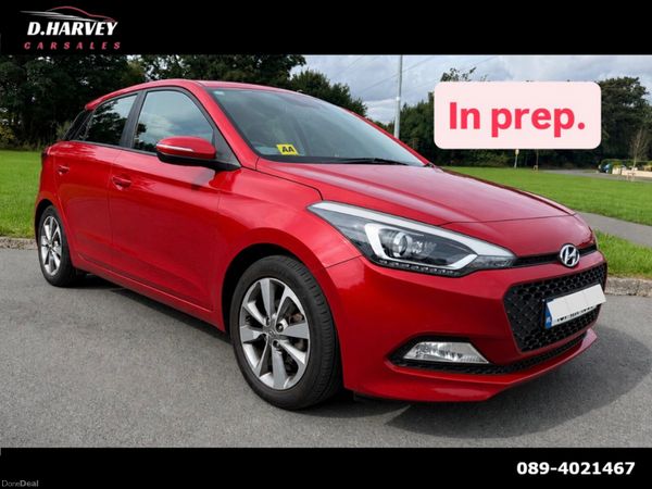 Hyundai i20 Hatchback, Petrol, 2016, Red
