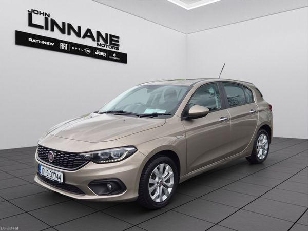 Fiat Tipo MPV, Diesel, 2017, Brown