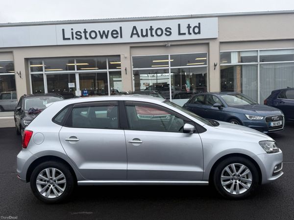 Volkswagen Polo Hatchback, Petrol, 2017, Silver
