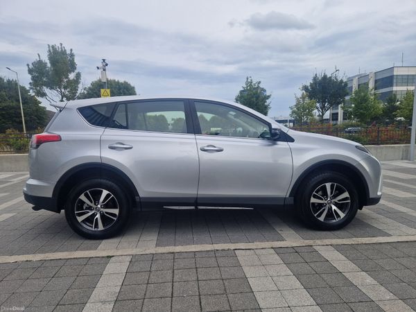 Toyota RAV4 SUV, Diesel, 2016, Silver