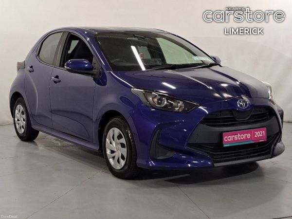 Toyota Yaris Hatchback, Petrol Hybrid, 2021, Blue