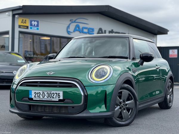 Mini Cooper Hatchback, Diesel, 2021, Green