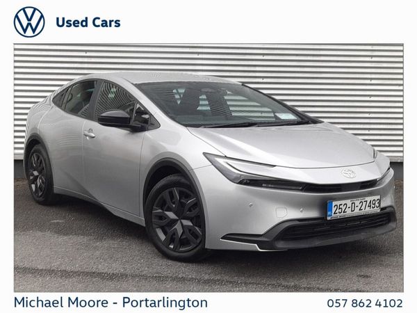 Toyota Prius Hatchback, Petrol Hybrid, 2025, Silver
