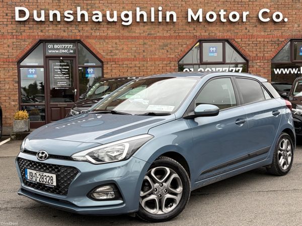Hyundai i20 Hatchback, Petrol, 2019, Blue
