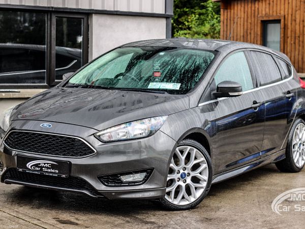 Ford Focus Hatchback, Diesel, 2016, Grey