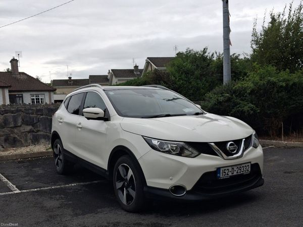 Nissan Qashqai SUV, Diesel, 2015, White
