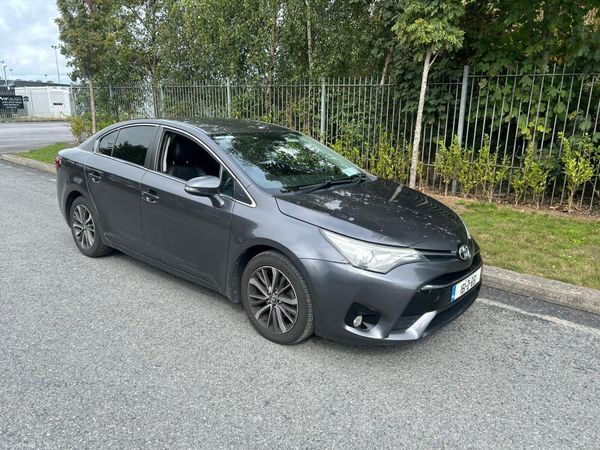 Toyota Avensis Saloon, Diesel, 2016, Grey