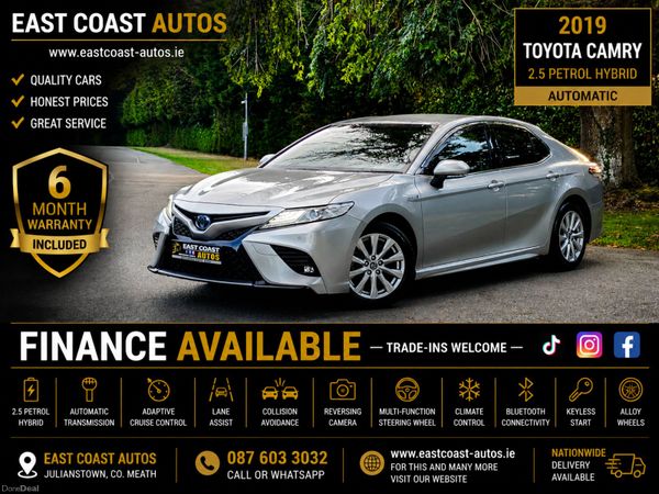 Toyota Camry Saloon, Petrol Hybrid, 2019, Brown