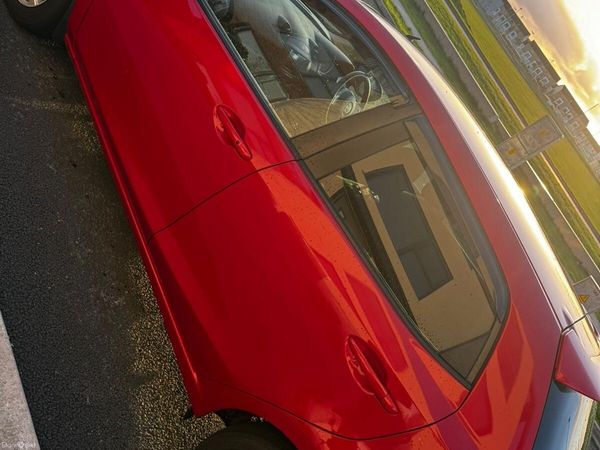 Mazda Demio MPV, Petrol, 2012, Red