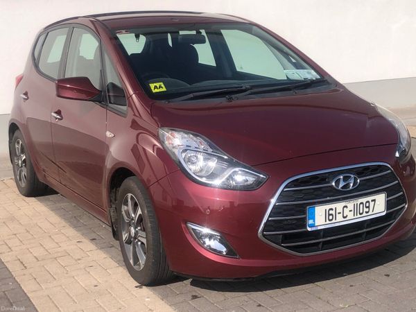 Hyundai ix20 MPV, Petrol, 2016, Red