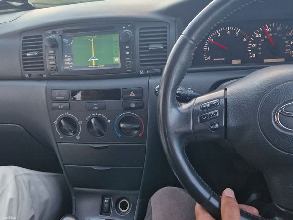 Toyota Vitz Hatchback, Petrol, 2011, Silver