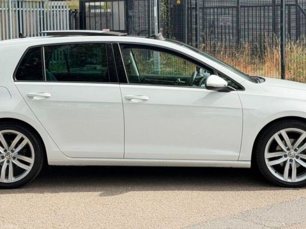 Volkswagen Golf Hatchback, Diesel, 2016, White