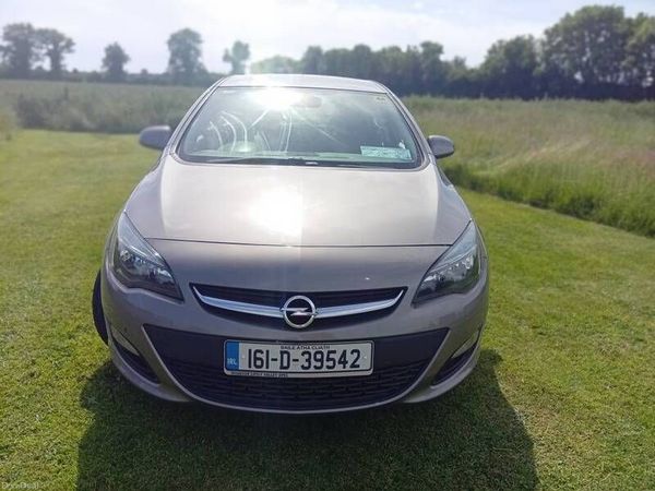 Opel Astra Saloon, Diesel, 2016, Grey