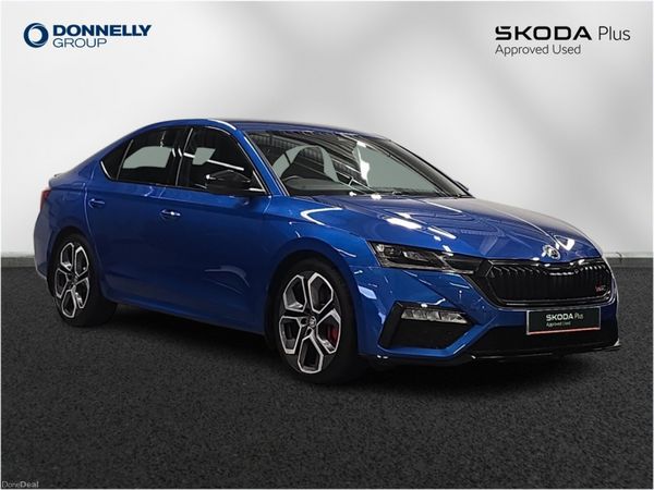 Skoda Octavia Hatchback, Petrol, 2023, Blue