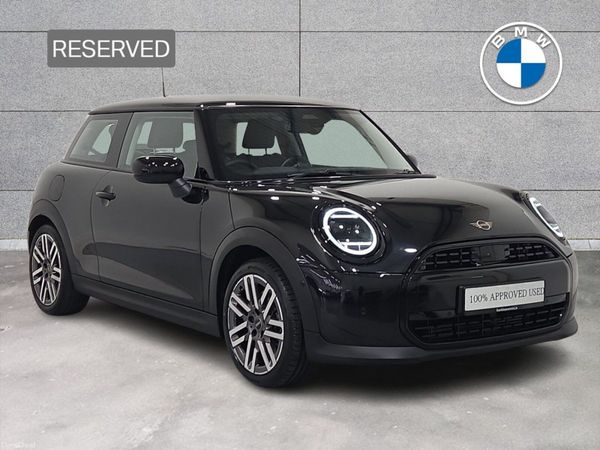 Mini Cooper Hatchback, Petrol, 2024, Black