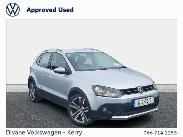 Volkswagen Polo Hatchback, Petrol, 2012, Silver