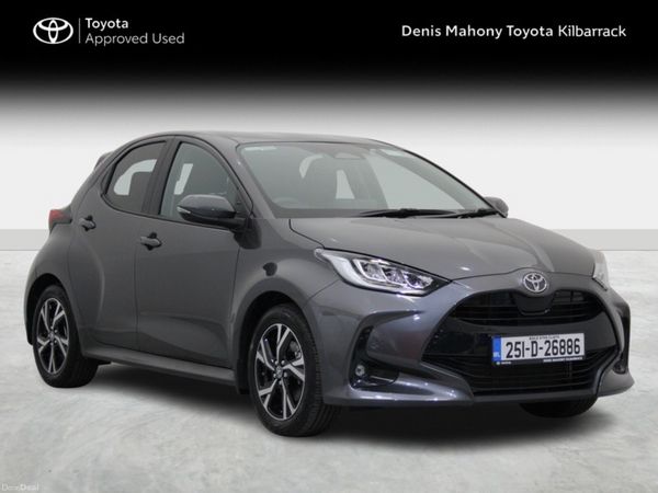 Toyota Yaris Hatchback, Petrol Hybrid, 2025, Grey