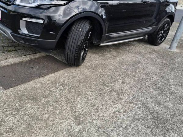 Land Rover Range Rover Evoque SUV, Diesel, 2016, Black