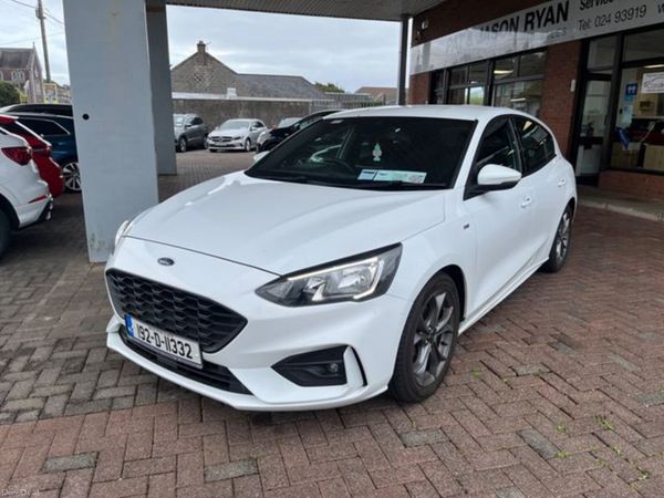 Ford Focus Hatchback, Petrol, 2019, White