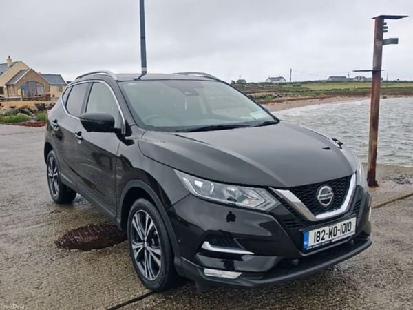 Nissan Qashqai Hatchback, Diesel, 2018, Black