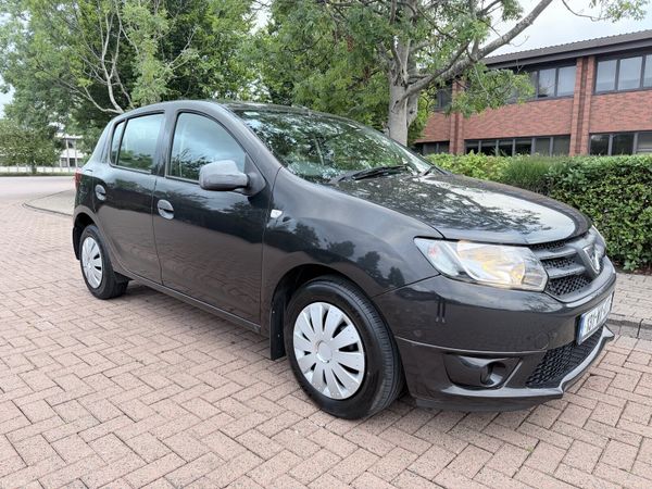 Dacia Sandero Hatchback, Petrol, 2013, Black