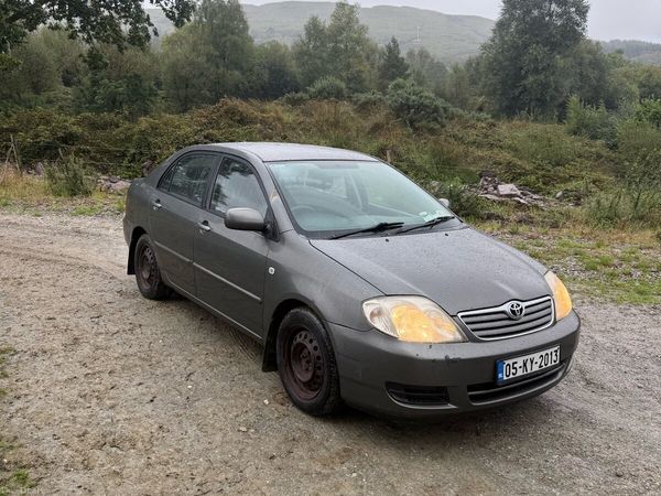 Toyota Corolla Saloon, Petrol, 2005, Grey