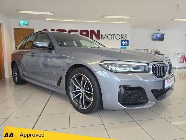 BMW 5-Series Estate, Petrol Plug-in Hybrid, 2023, Grey
