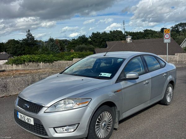 Ford Mondeo Saloon, Petrol, 2009, Silver