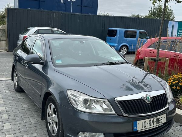 Skoda Octavia Hatchback, Diesel, 2010, Grey