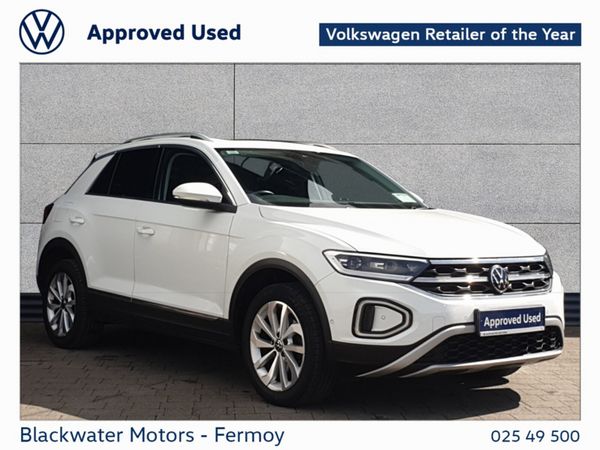Volkswagen T-Roc SUV, Petrol, 2023, White