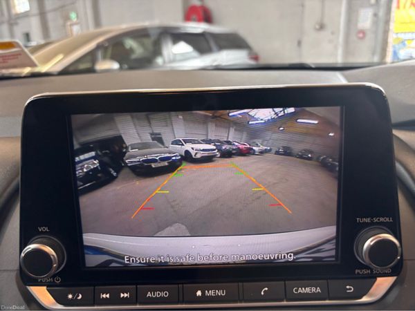 Nissan Qashqai MPV, Petrol, 2023, White